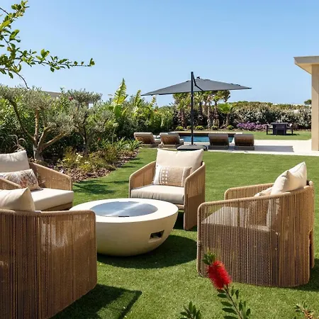 Luxury With Heated Pool And Garden Semesterbostad *