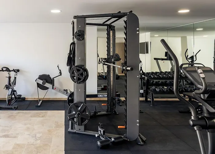 Luxury With Heated Pool And Garden Semesterbostad Faro