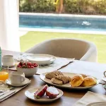 펜션 Luxury With Heated Pool And Garden *