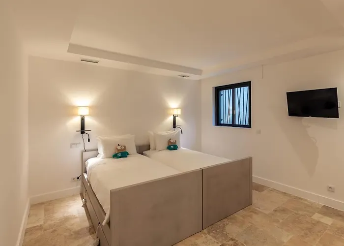 Luxury With Heated Pool And Garden Distrito de Faro